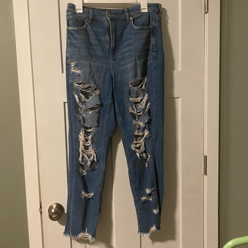 american eagle mom jeans